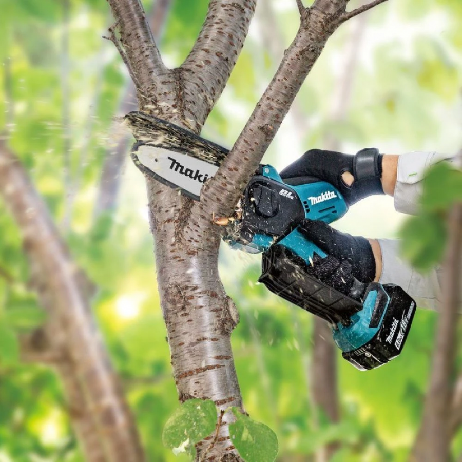 Цепная аккумуляторная пила Makita DUC150Z