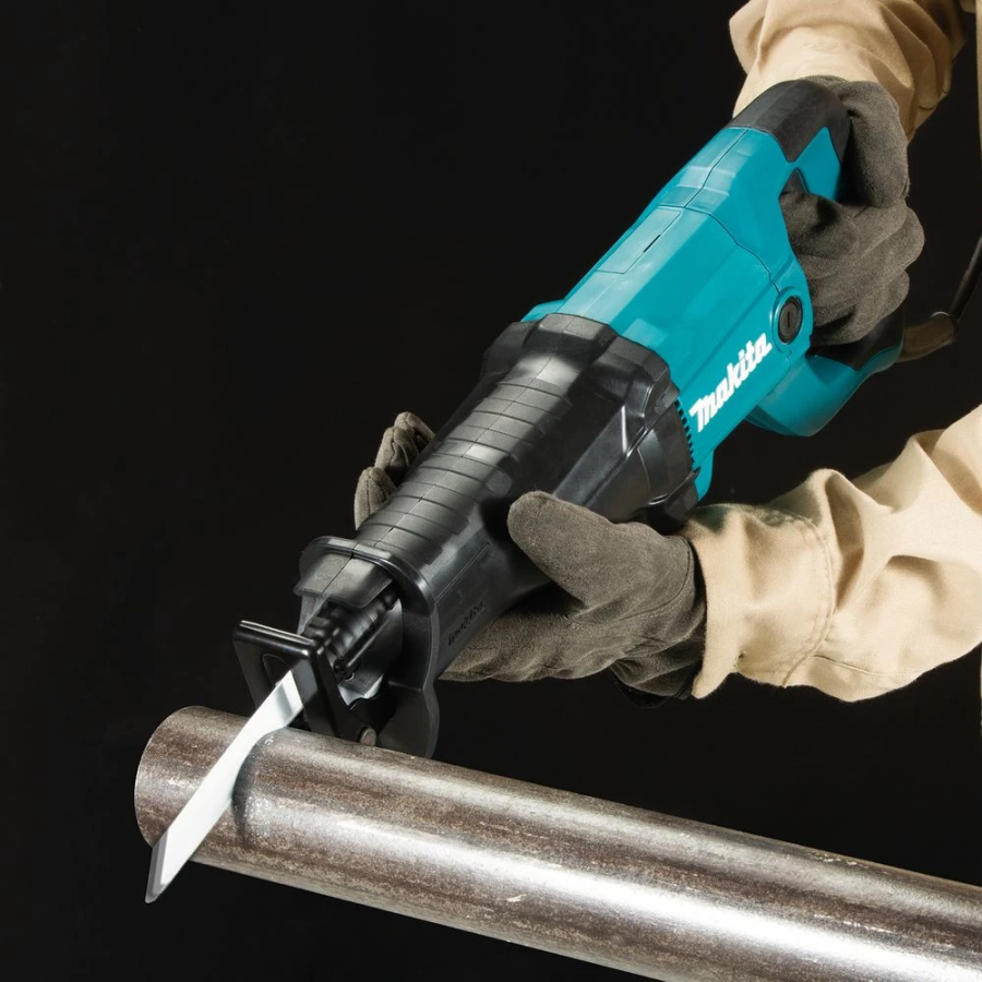 Сабельная пила Makita JR3051TK 