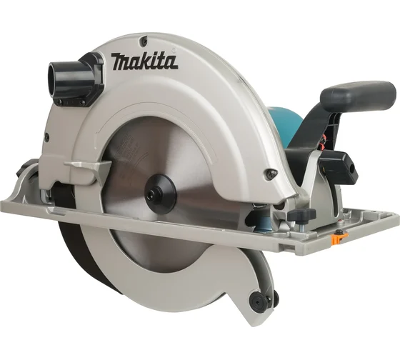Пила дисковая Makita 5903 R