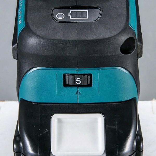 Угловая шлифмашина аккумуляторная Makita DGA518ZU